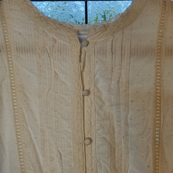 LC Frilly Dress - Picture 6 of 7